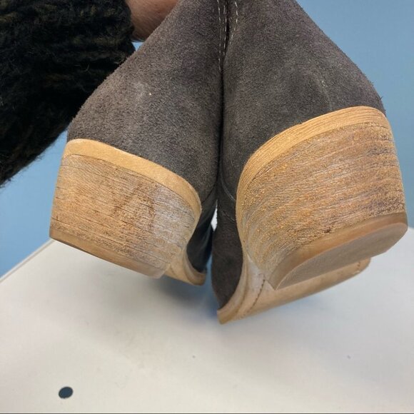 SAM EDELMAN Sz 8.5 Suede Western Style Stacked 1.5”  Heel Booties - Picture 5 of 10